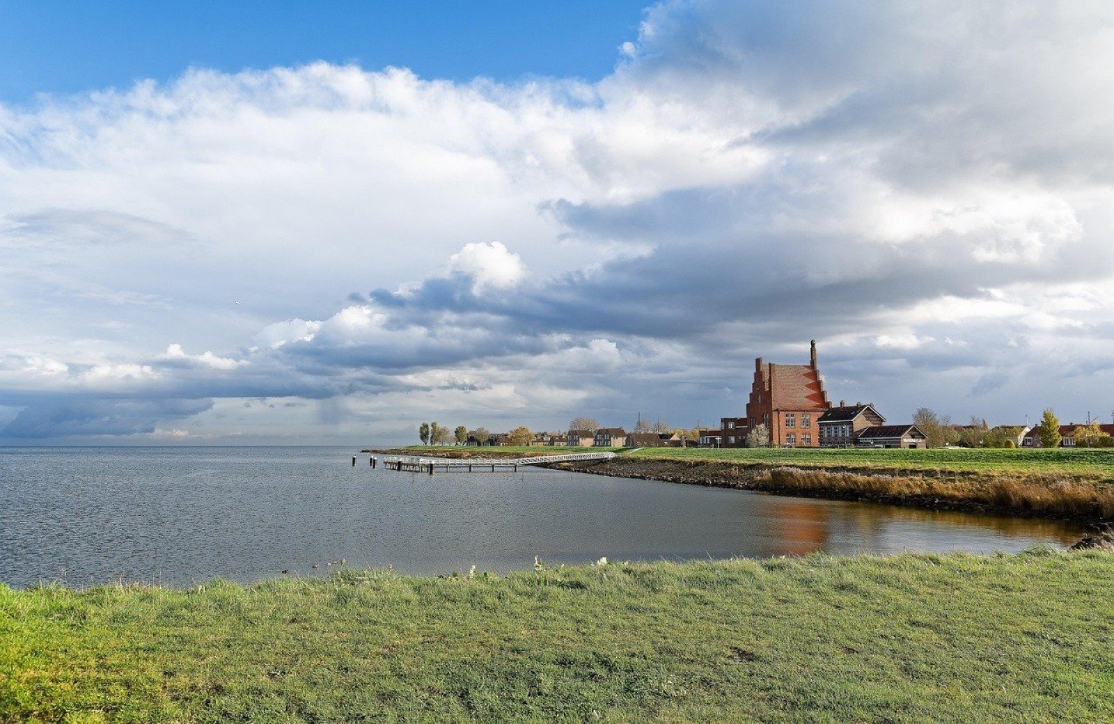 Camping am IJsselmeer mit Privatsanit&auml;r