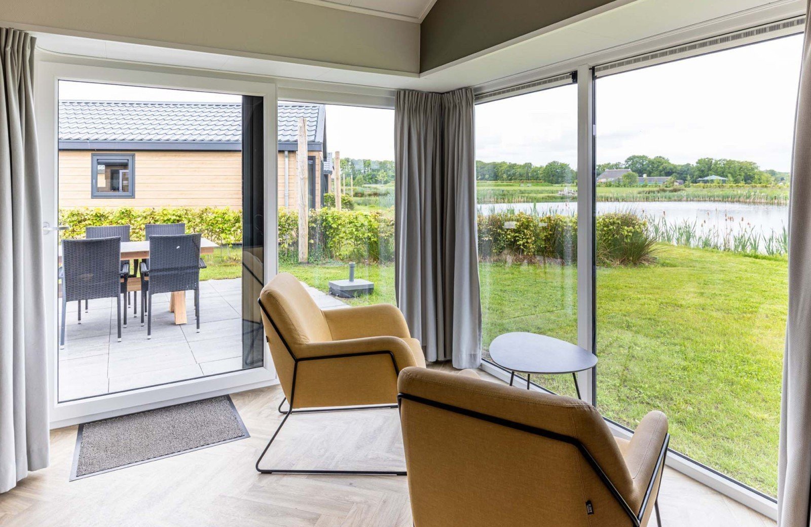 vakantiehuis oudemirdum binnen